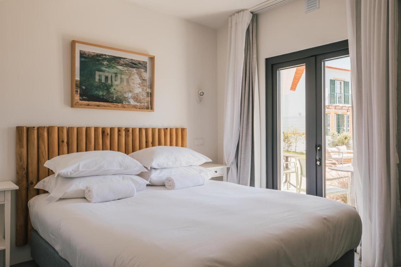 Mute Hostel Porto Covo Eksteriør billede