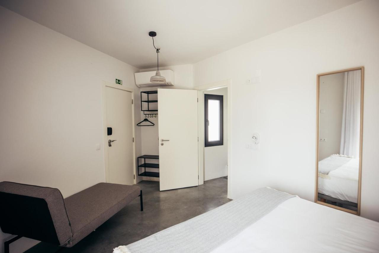 Mute Hostel Porto Covo Eksteriør billede